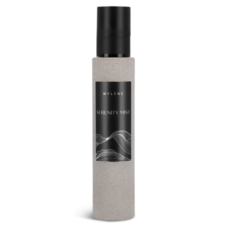 Room Spray Serenity Mist - spray d'intérieur luxueux au parfum boisé et chaud avec des agrumes | Mylène